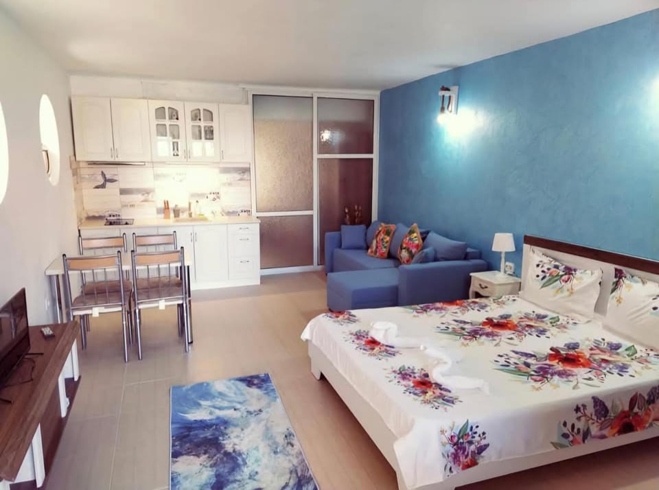 Madeira Apartment in Constanța County