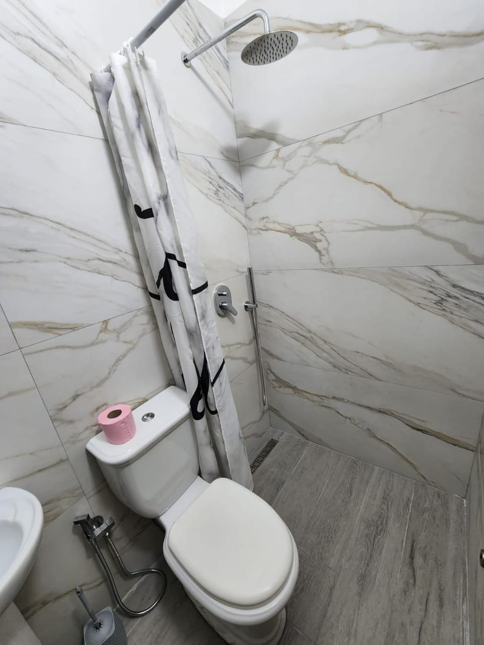 Enis Apartaments Apartment in Vlorë