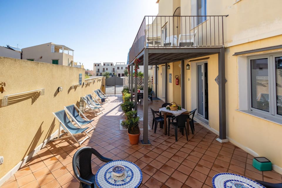 Property building, Patio, Day
