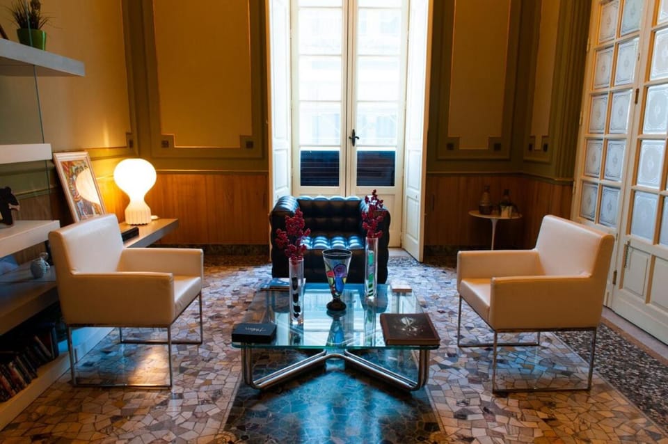 Seating area