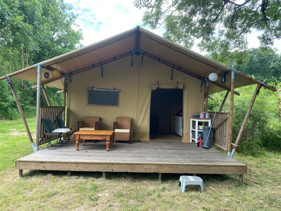Orion, Tente Safari Luxury tent in Auvergne-Rhône-Alpes