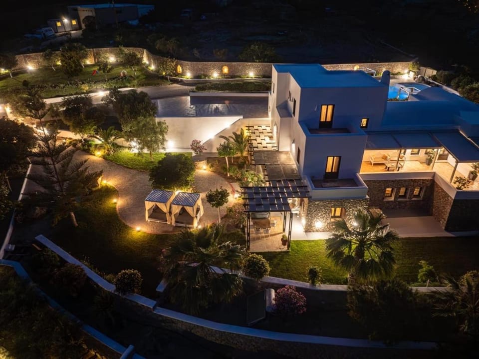 Maison Palms A Private Santorini Estate & Exclusive Wedding Venue, with a Luxury Villa for Unforgettable Celebrations, Families & Groups House in Mesaria