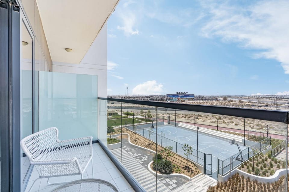 Property building, View (from property/room), Balcony/Terrace