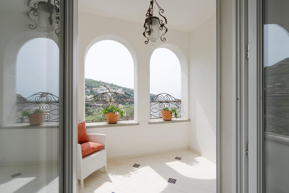 Patio, Natural landscape, Balcony/Terrace