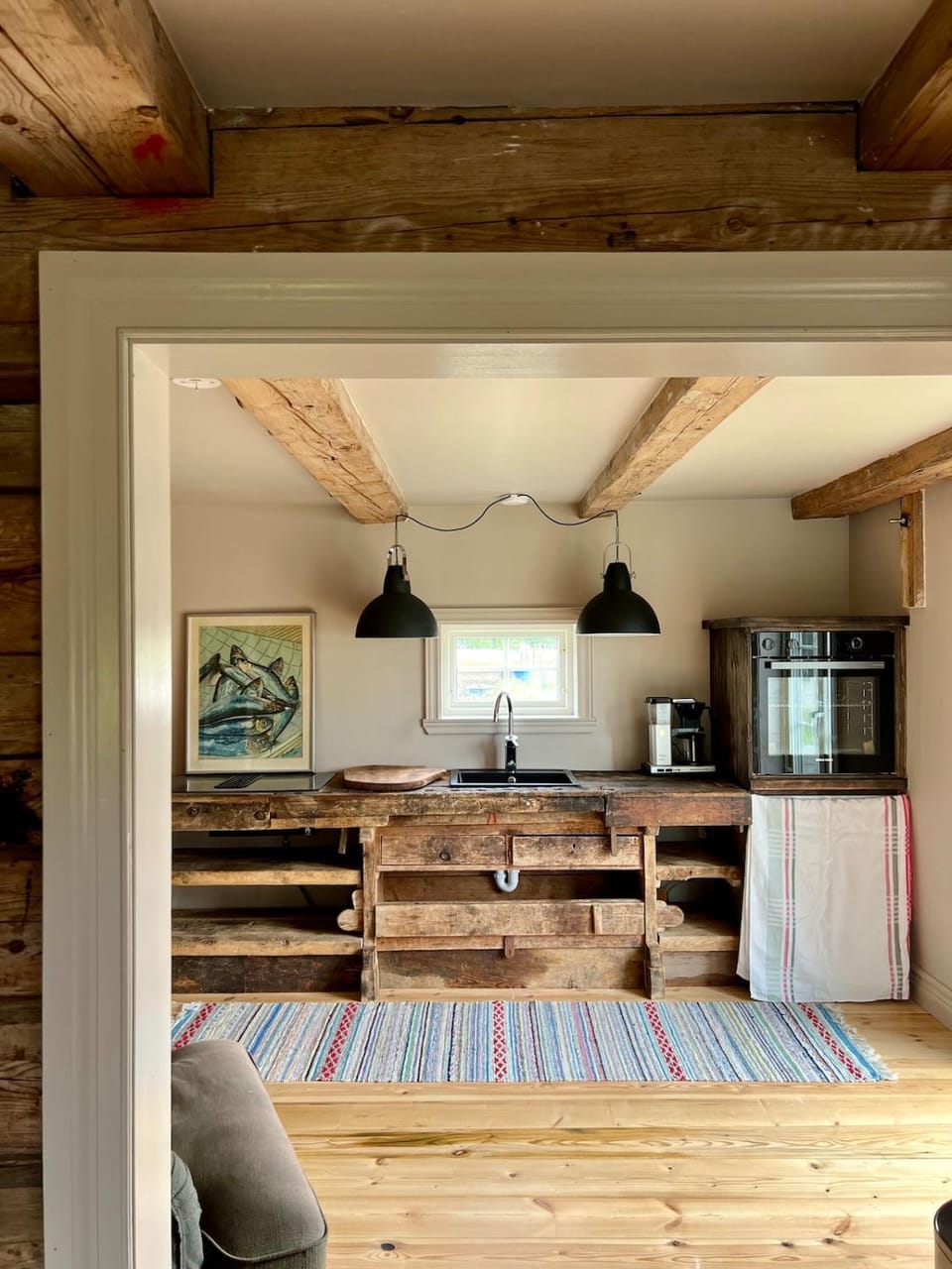 Kitchen or kitchenette, oven, stove