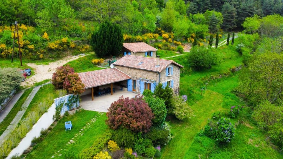 Property building, Bird's eye view, Garden, Garden, Garden view
