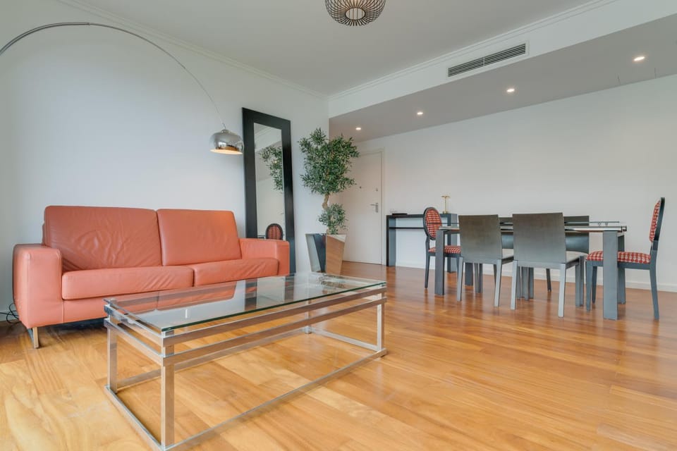 Living room, Seating area, Dining area, air conditioner