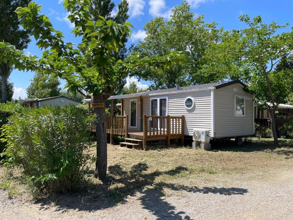 Camping Seasonova Ensoya Campground/ 
RV Resort in Occitanie