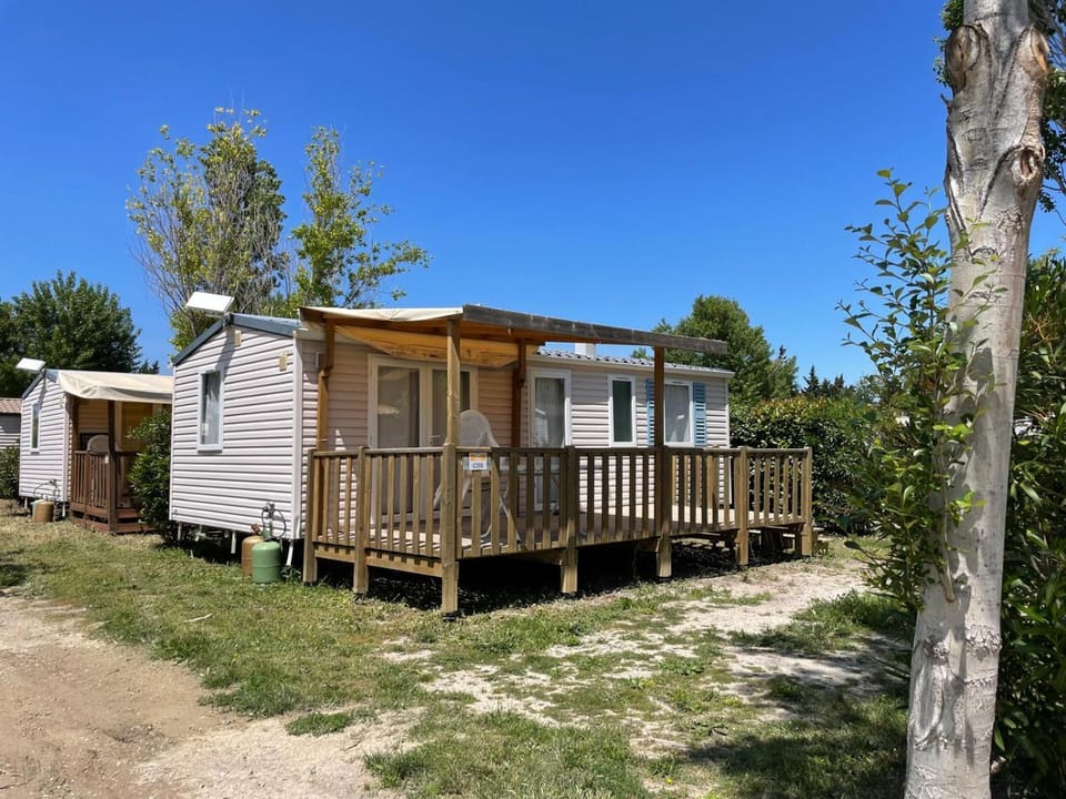 Camping Seasonova Ensoya Campground/ 
RV Resort in Occitanie