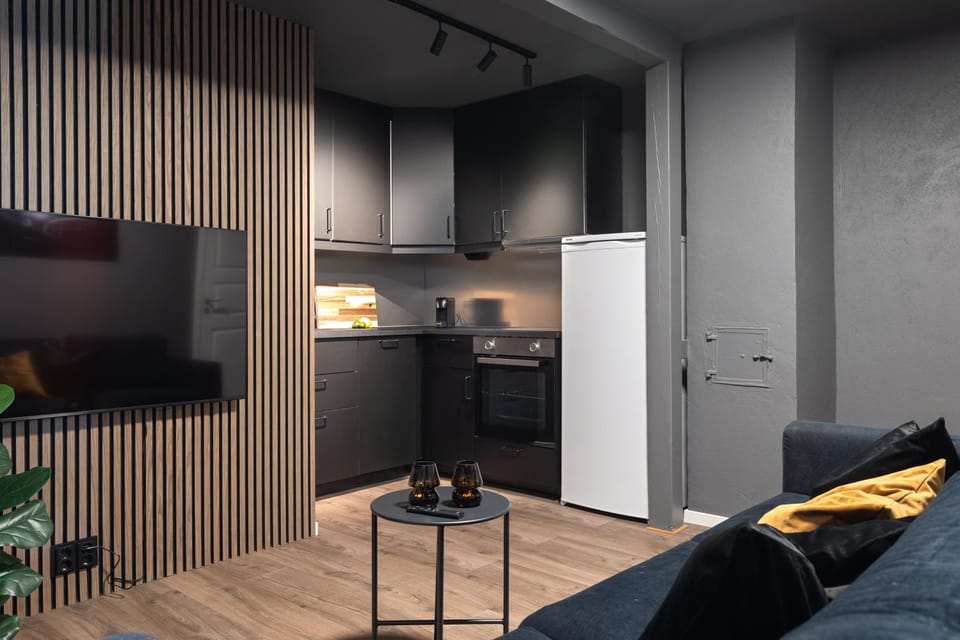 TV and multimedia, Living room, Seating area, oven, stove