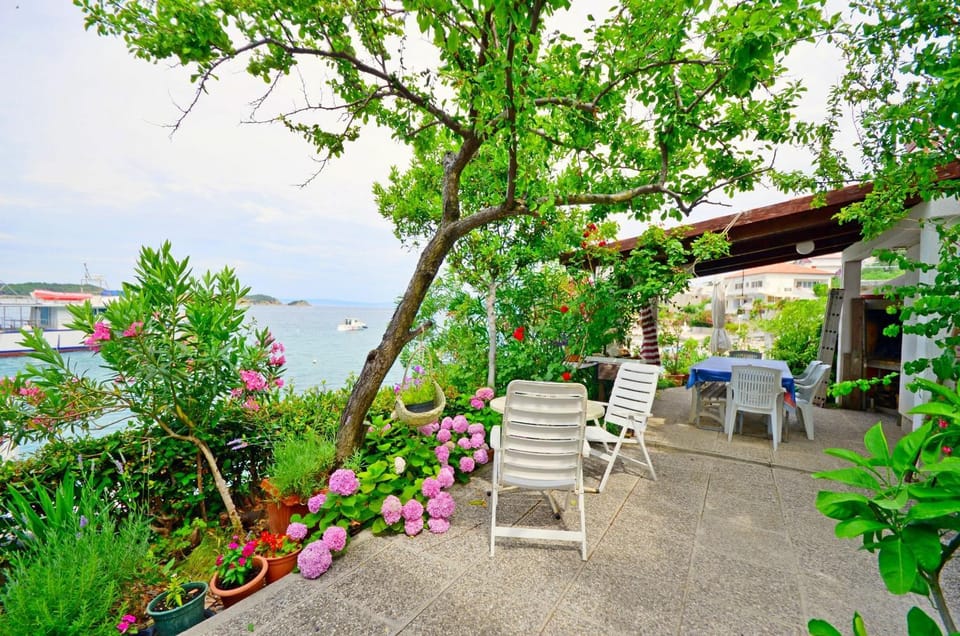 Patio, Balcony/Terrace