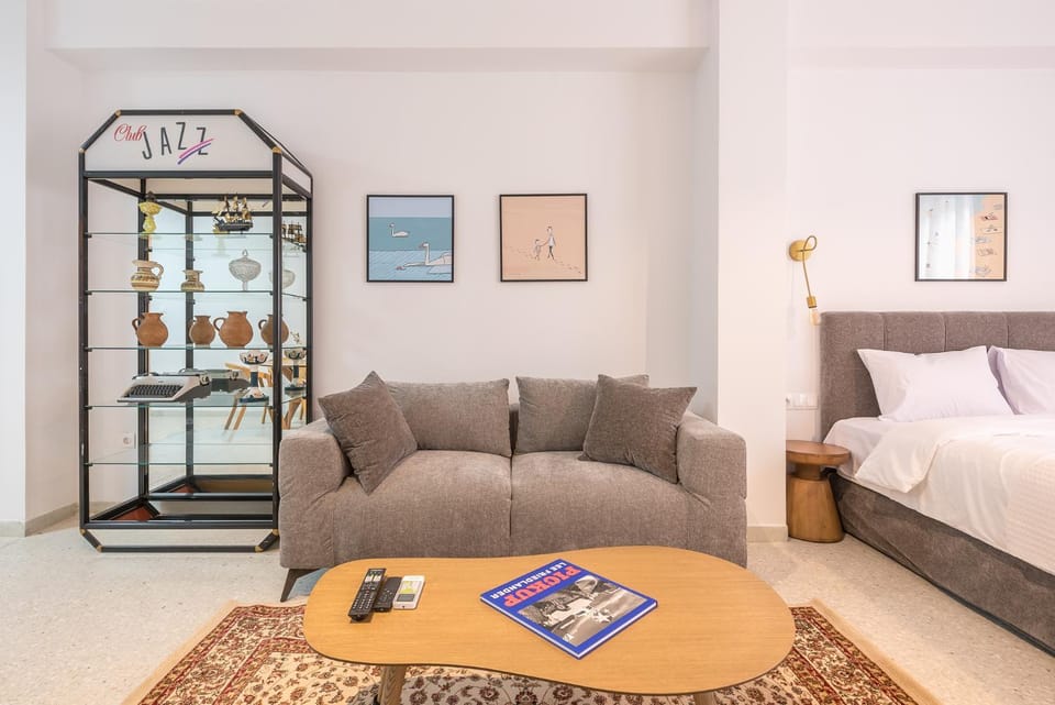 Bed, Living room, Seating area