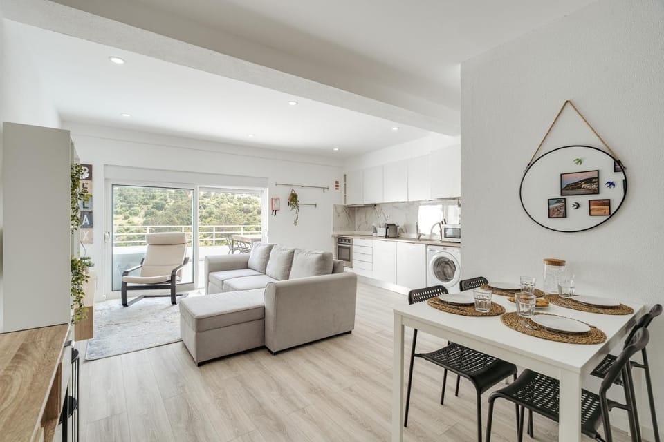 Kitchen or kitchenette, Living room, Dining area