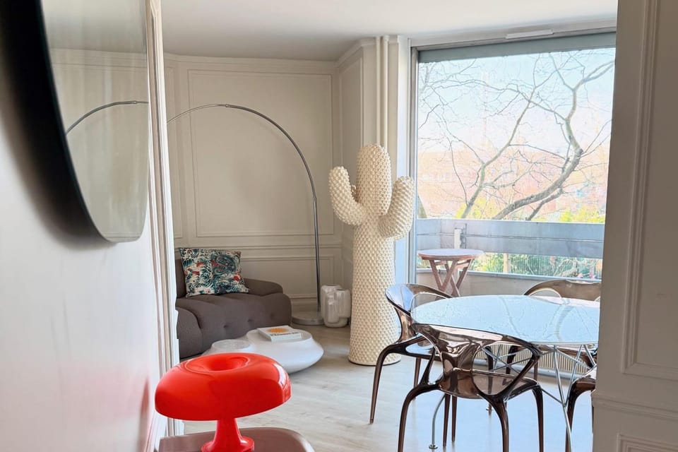 Bright apartment in Paris with balcony Apartment in Paris