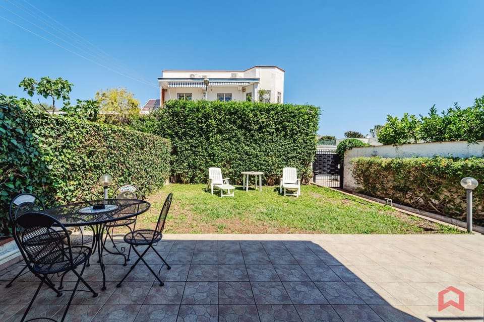 Charming Holiday Home in Palermo House in Palermo