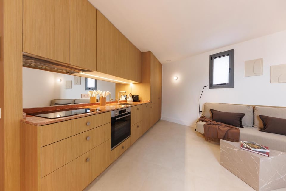 Kitchen or kitchenette