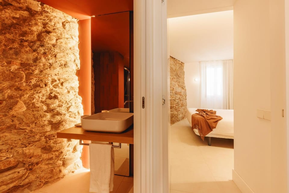 Bathroom, Bedroom