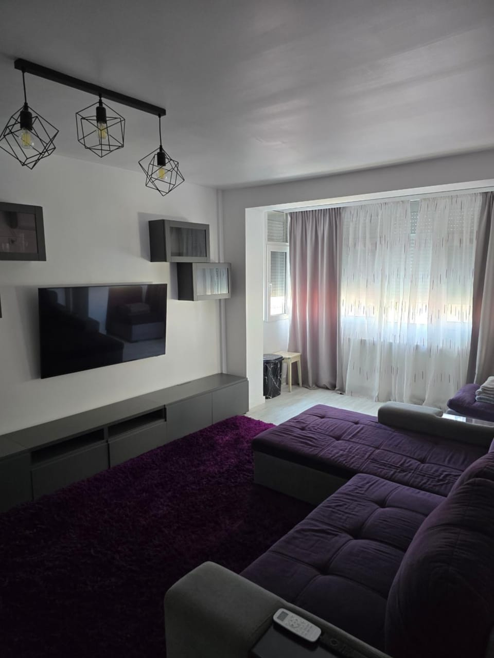 Communal lounge/ TV room, TV and multimedia, Living room