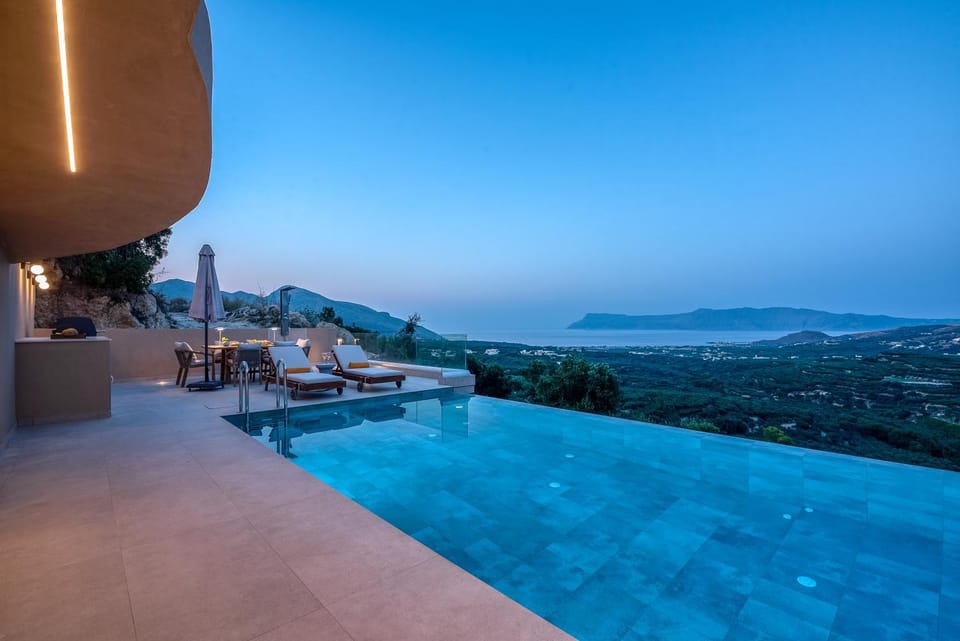 Natural landscape, View (from property/room), Balcony/Terrace, Sea view, Swimming pool, sunbed