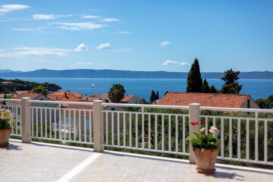 Apartman Noel s terasom i parkingom Apartment in Split-Dalmatia County