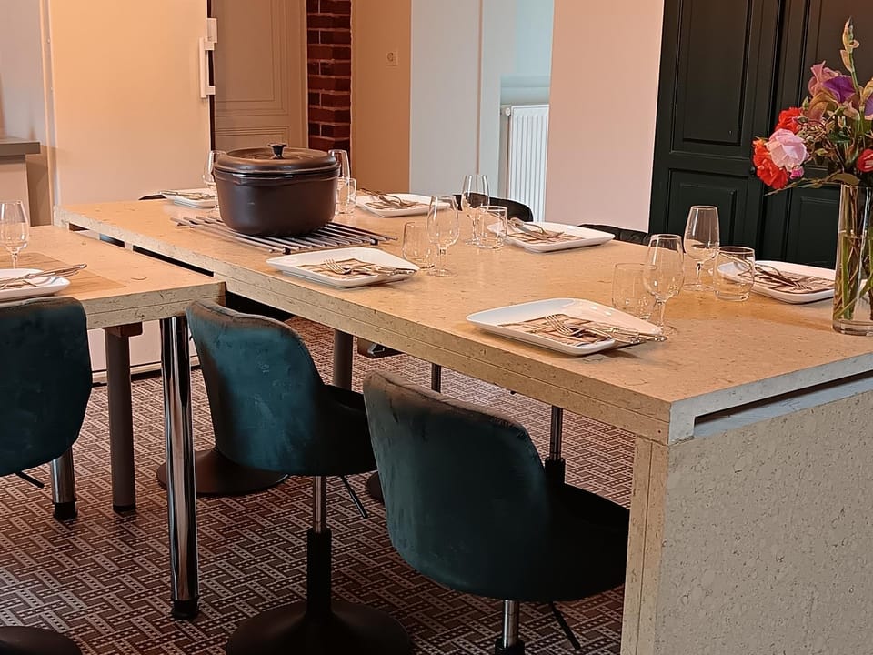 Gîte L'instant Ressource pour rassemblement familial ou entre amis au coeur de la Puisaye Forterre House in Bourgogne-Franche-Comté