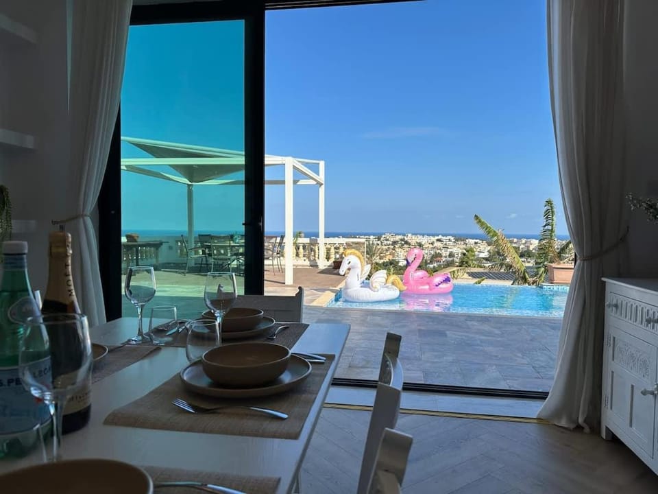Villa with Views Parking AC Villa in Malta