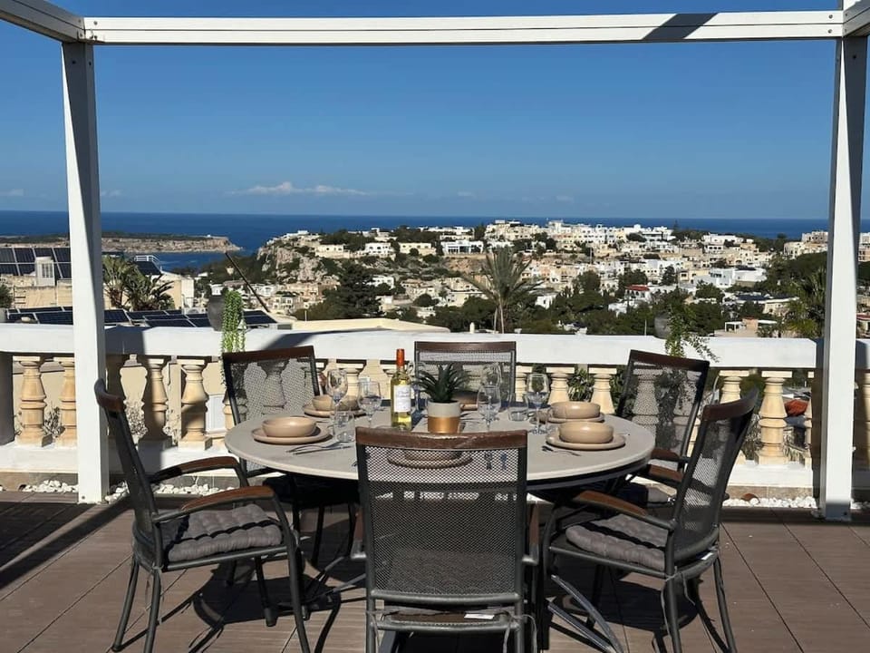 Villa with Views Parking AC Villa in Malta