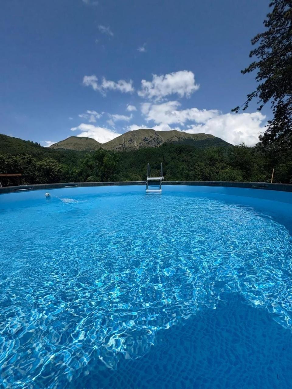 Mountain view, Swimming pool