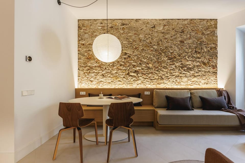Living room, Dining area