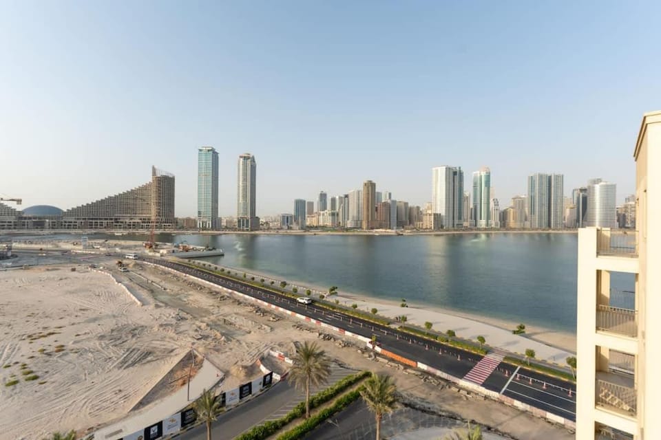 Premium Stunning 2-Bed Beachfront Apartment - Cyan Beach Residence Apartment in Al Sharjah