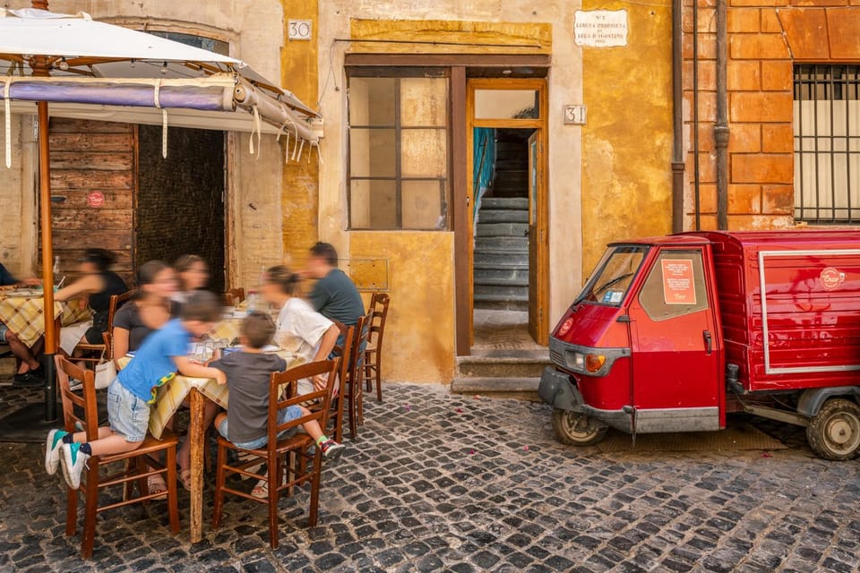 Property building, Restaurant/places to eat