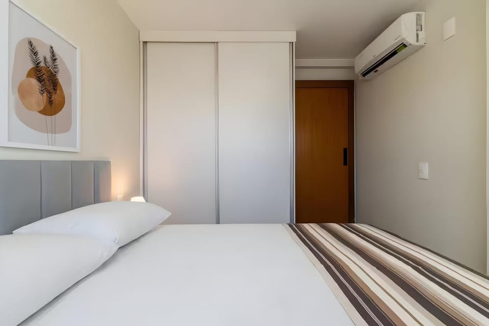 Photo of the whole room, wardrobe, air conditioner