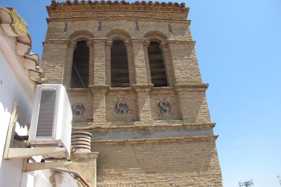Nearby landmark
