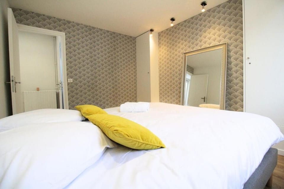 Le PopArt - T3 design - Disney, Gare, Hypercentre Apartment in Lagny-sur-Marne