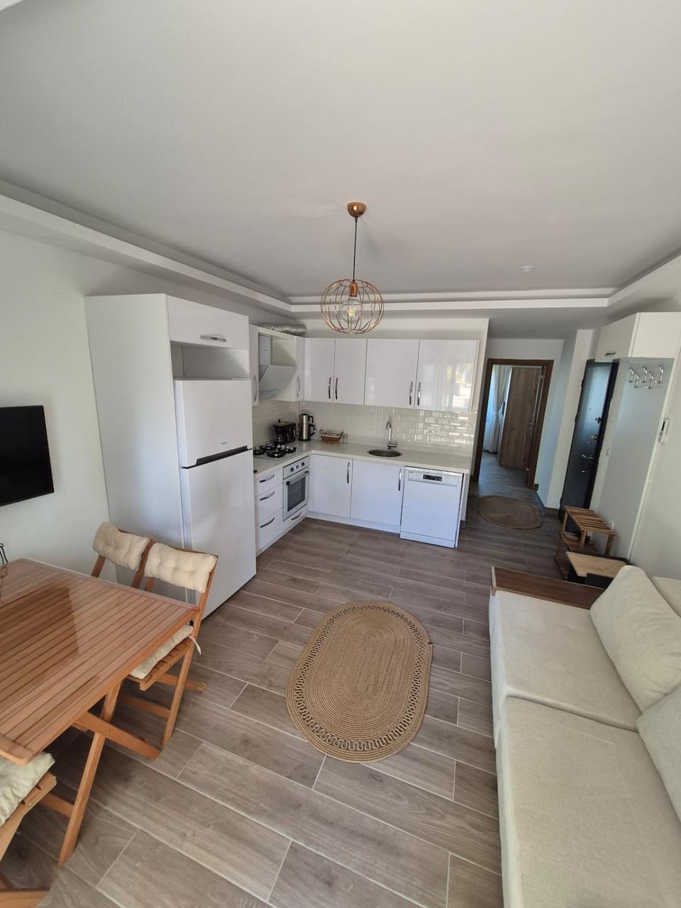TV and multimedia, Kitchen or kitchenette, Seating area, Dining area, oven, pet friendly, stove