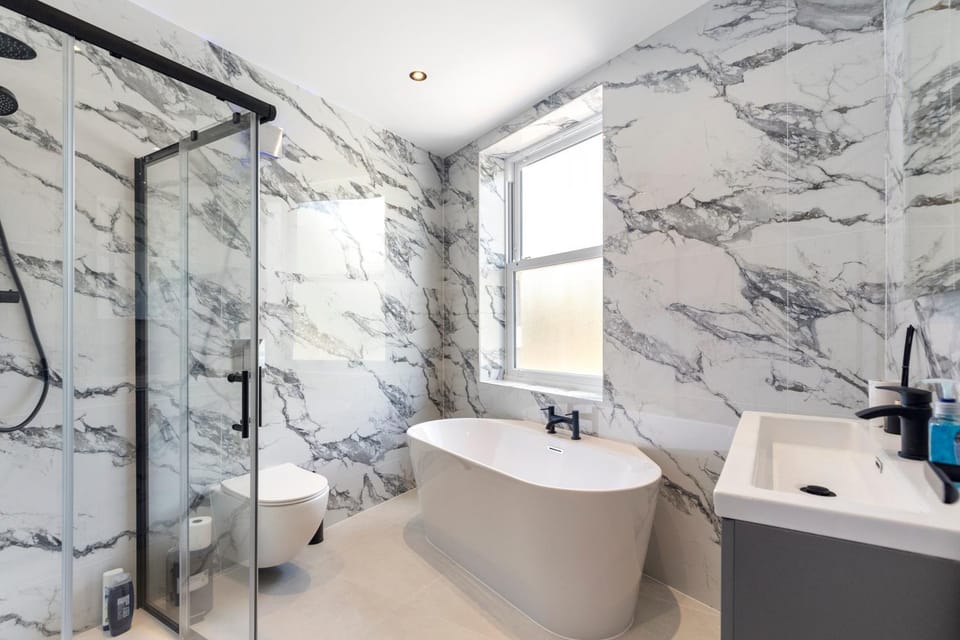 Kew Garden Suite 2BR Sleeps 9 Near Central London Apartment in Richmond