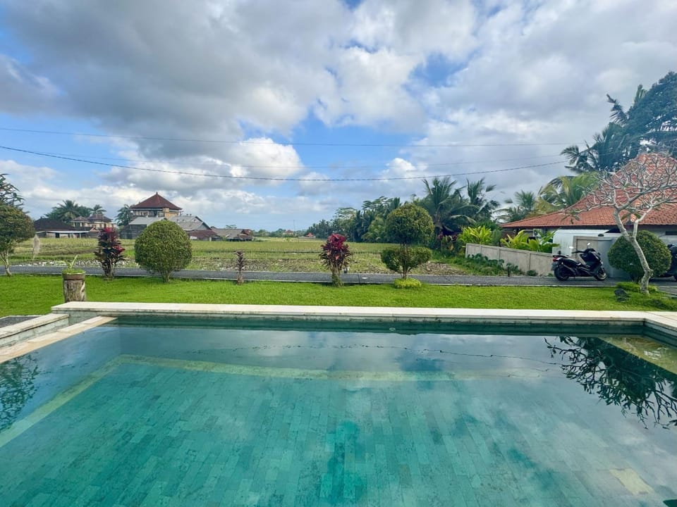 Natural landscape, Swimming pool