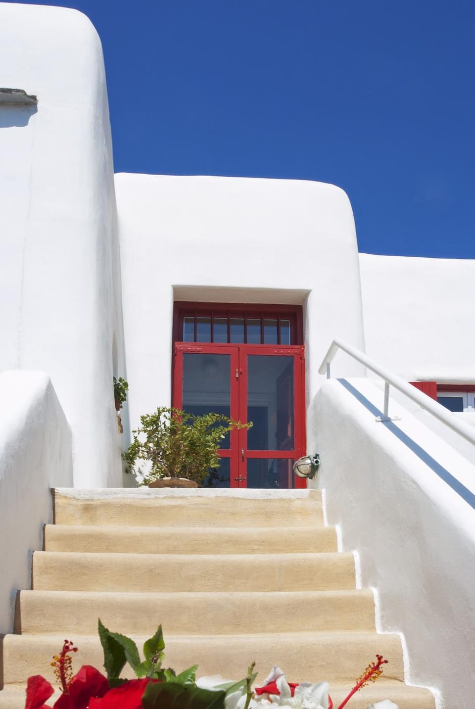 Property building, Facade/entrance, Day