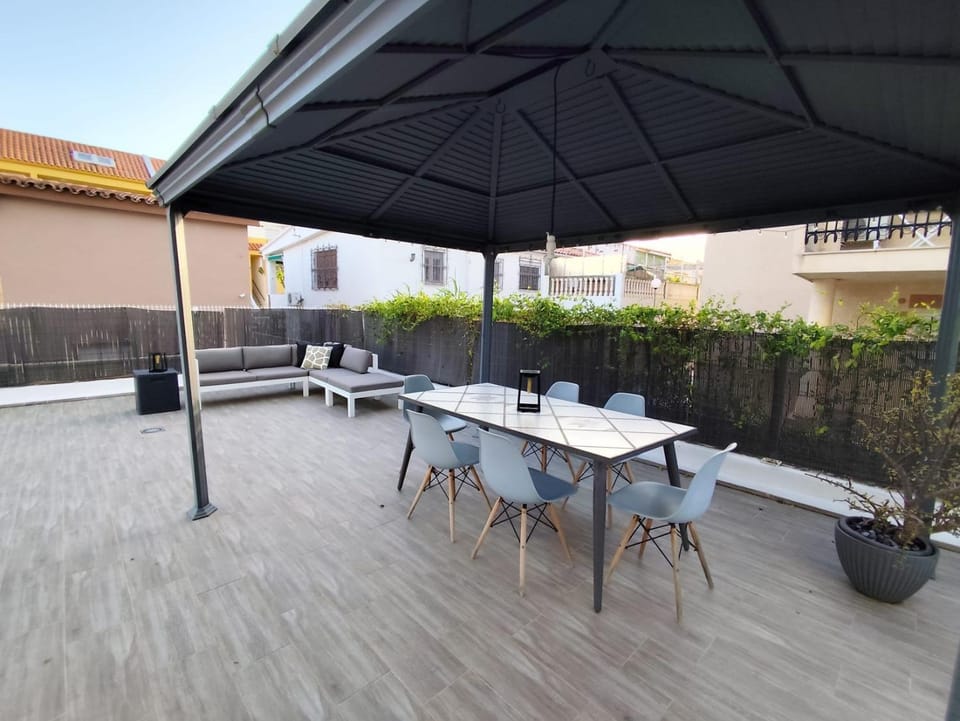 Day, Balcony/Terrace, Dining area