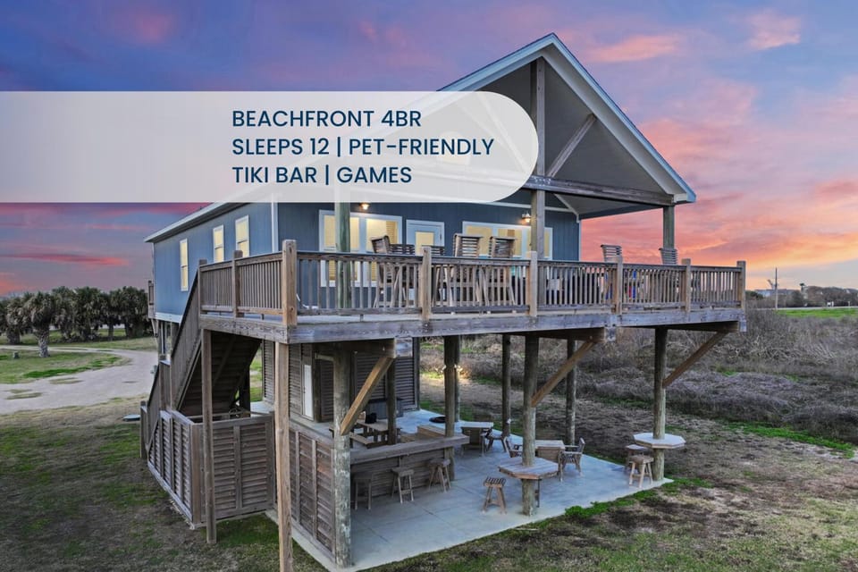 Beachfront 4BR - Tiki Bar, Yard Games, Smart TVs, Pets House in Bolivar Peninsula