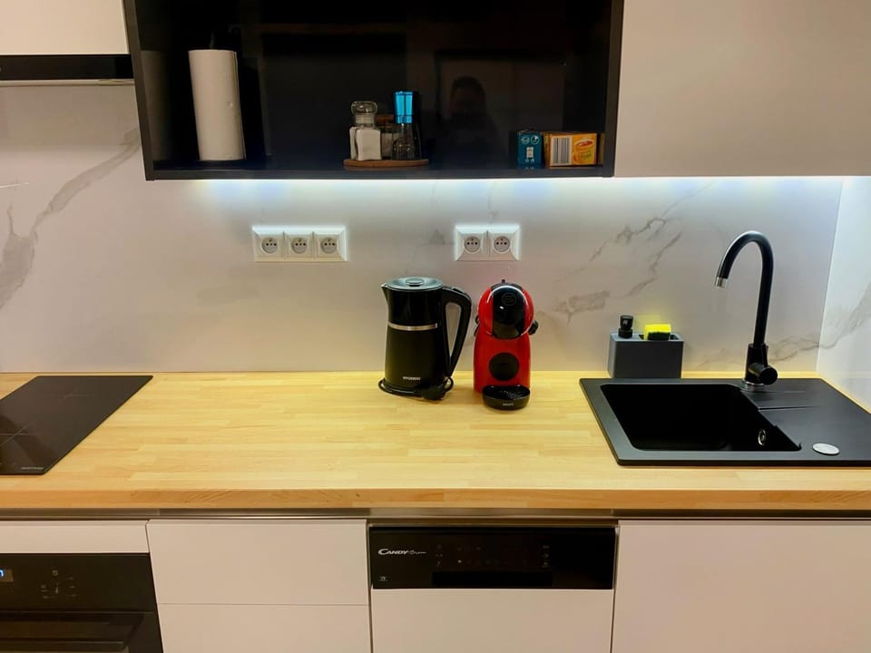 Coffee/tea facilities, Kitchen or kitchenette