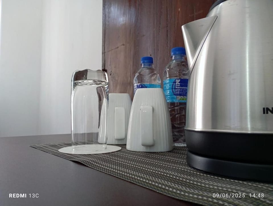 Homestay with AC Wi-Fi and Hot Water near Colombo Apartment in Western Province