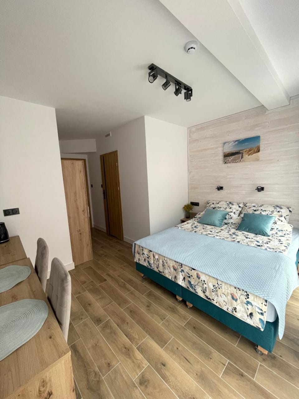 Villa Riviera Poddąbie Pokój dwuosobowy 1A nad morzem Plaża Poddąbie Apartment in Pomeranian Voivodeship