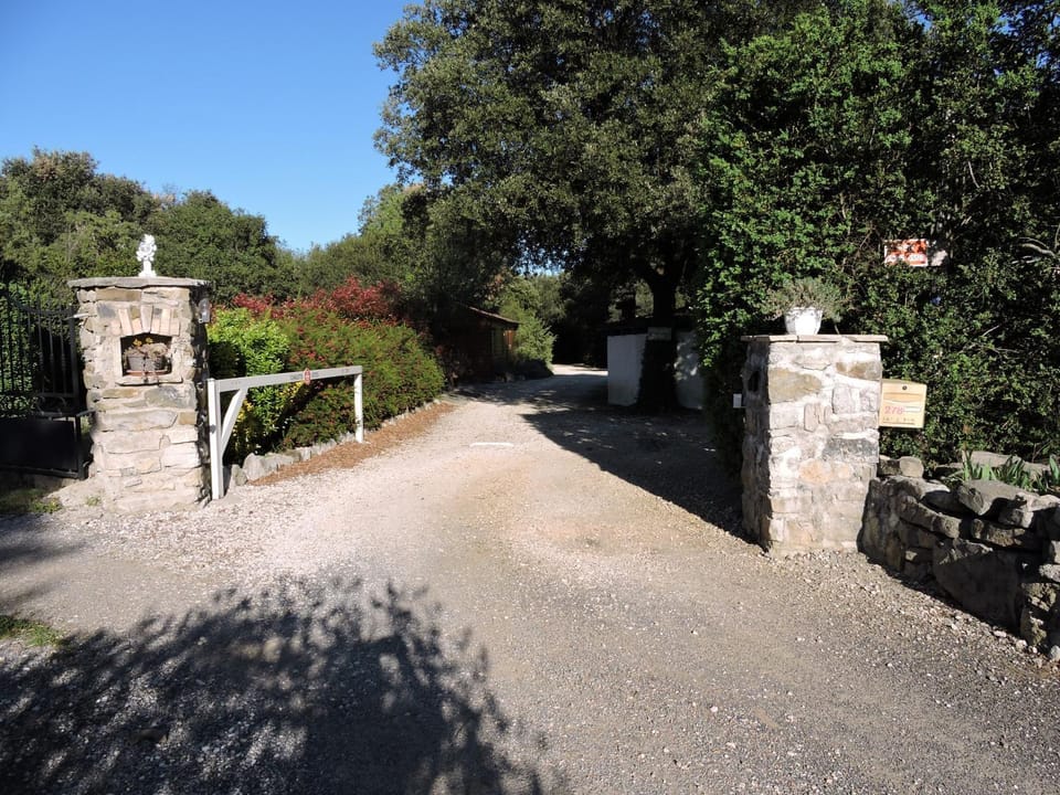Gites de Plos chalet N1 Clim Piscine Spa Ombragé en Campagne House in Occitanie