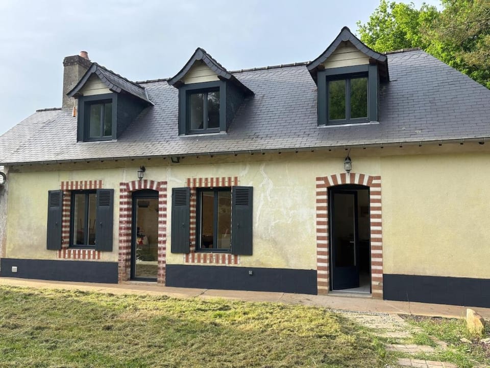 Le Fougeray House in Pays de la Loire