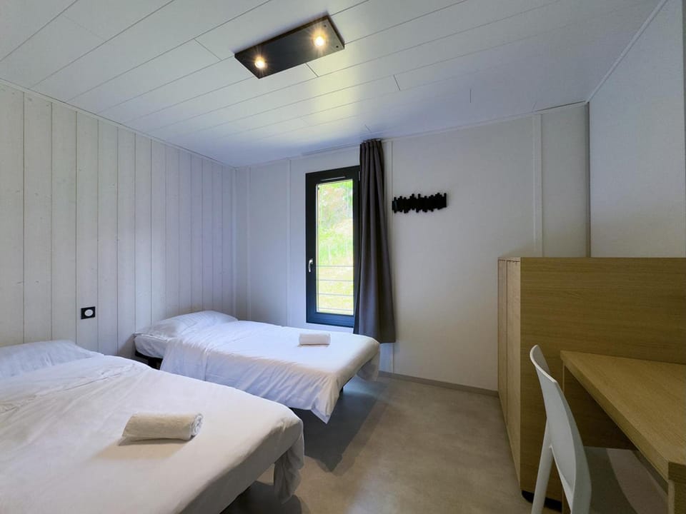 Bed, Photo of the whole room, Bedroom, towels, air conditioner