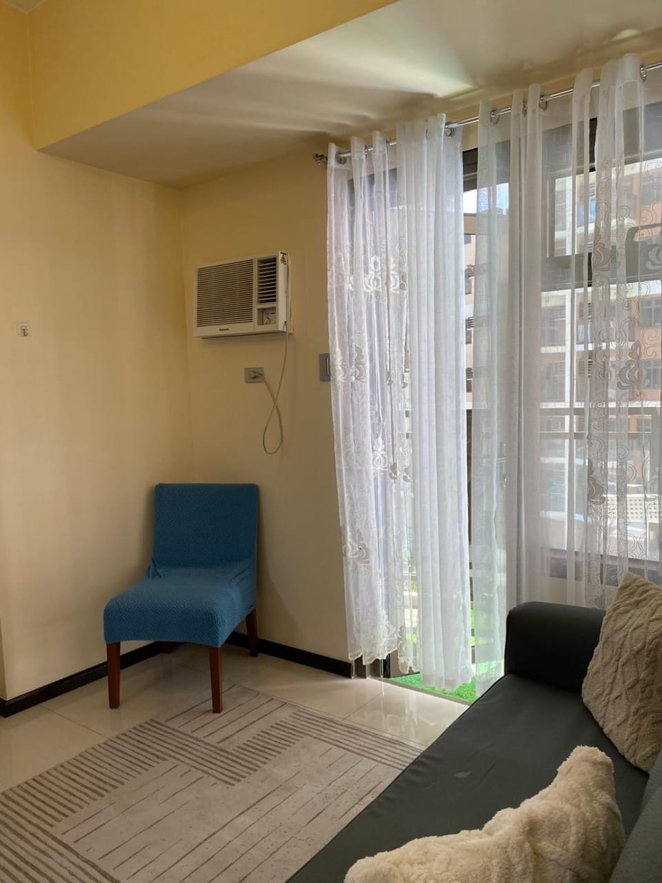 Radiance Manila Bay Luxe Lounge Apartment in Pasay