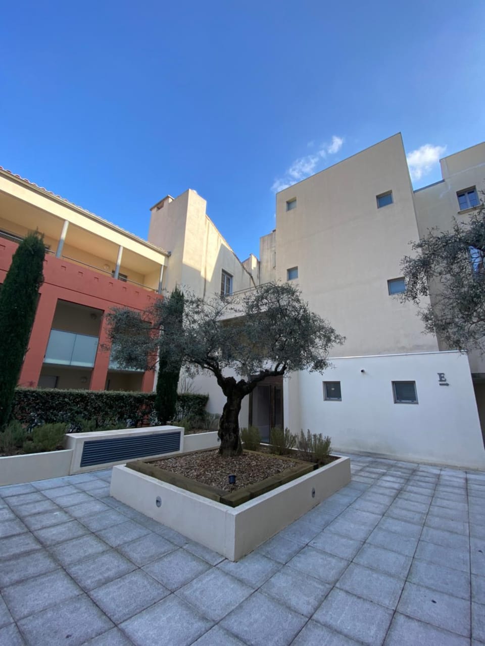 Appartement avec terrasse Apartment in Nimes