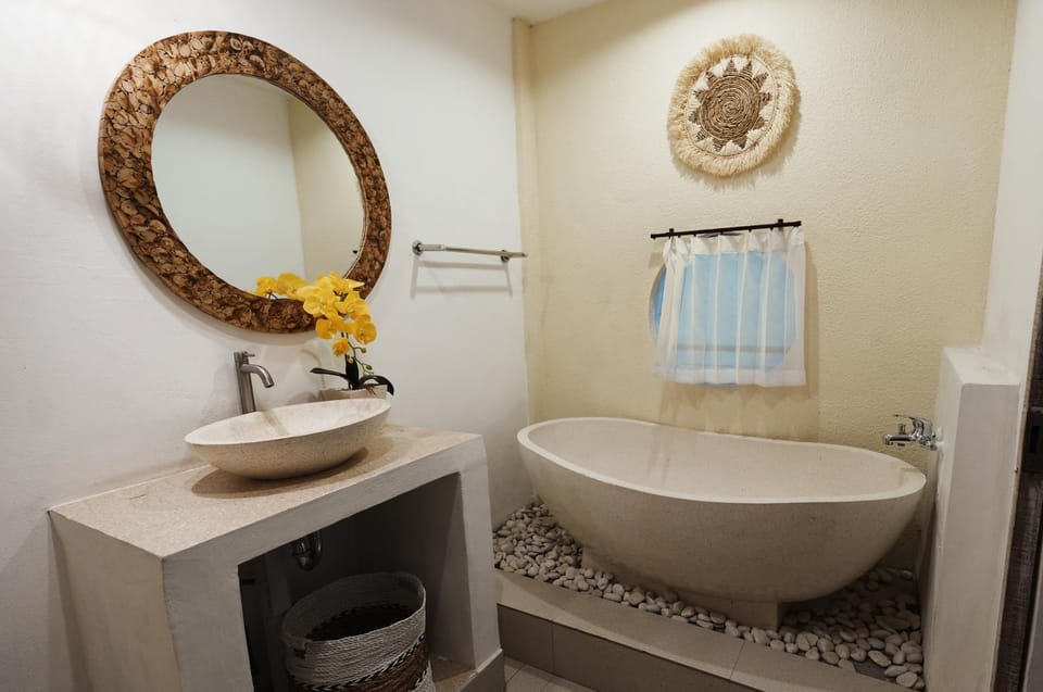 Bathroom, Bath