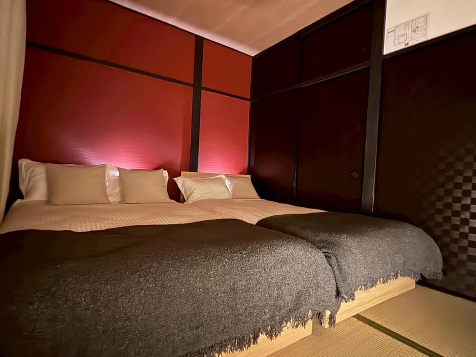 Bed, Bedroom